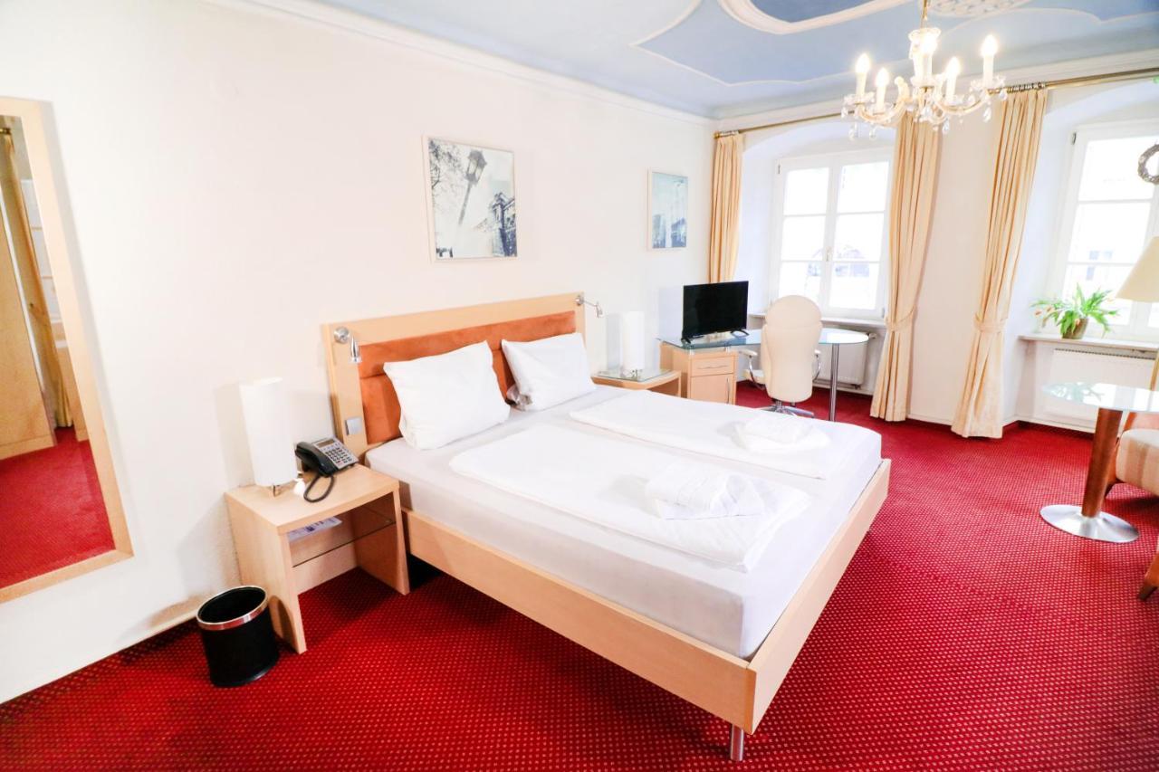 Hotel Rose Вайсенбург-ин-Байерн Экстерьер фото