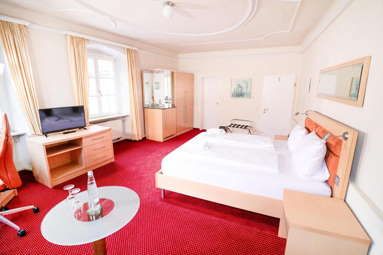 Hotel Rose Вайсенбург-ин-Байерн Экстерьер фото