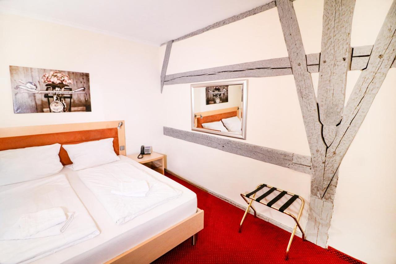 Hotel Rose Вайсенбург-ин-Байерн Экстерьер фото